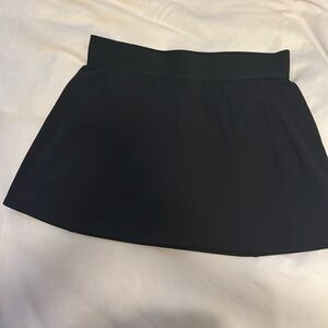 Aritzia Skort